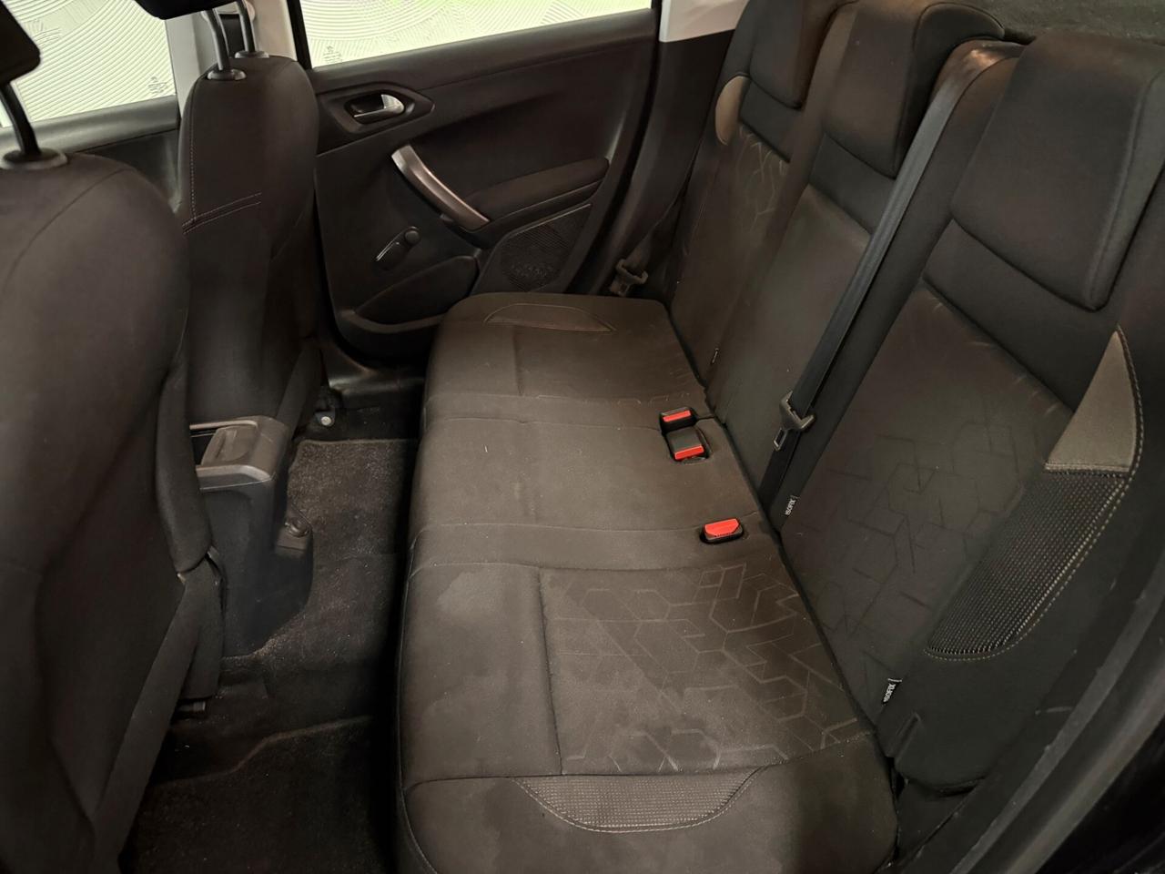 Peugeot 2008 1.4 HDi 68CV Active