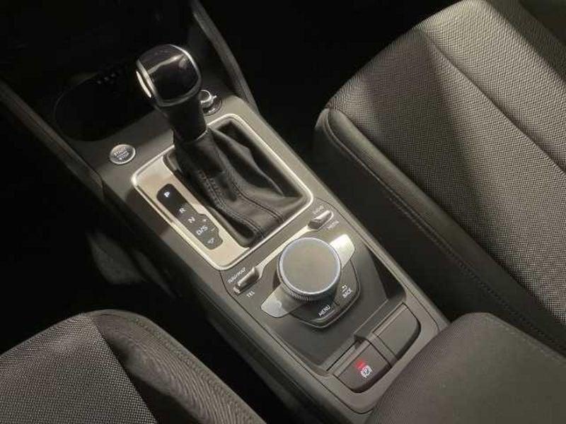 Audi Q2 I 2021 30 2.0 tdi Business s-tronic