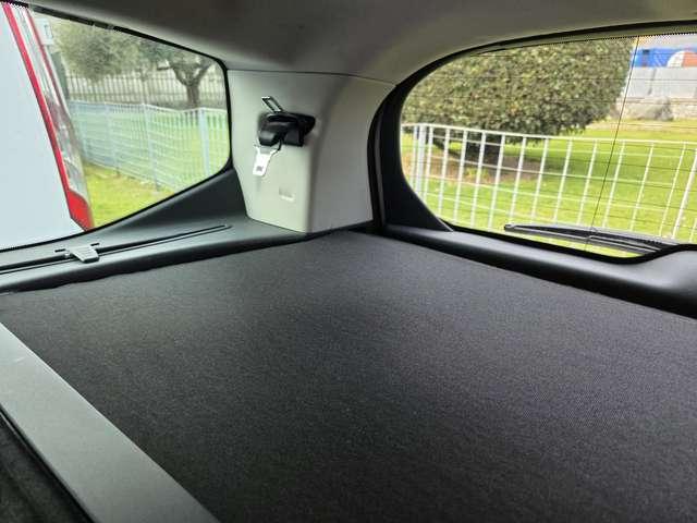 Peugeot 5008 1.6 hdi. 7 POSTI