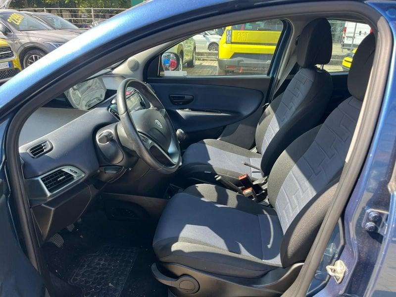 Lancia Ypsilon Ypsilon 1.0 FireFly 5 porte S&S Hybrid Gold Plus