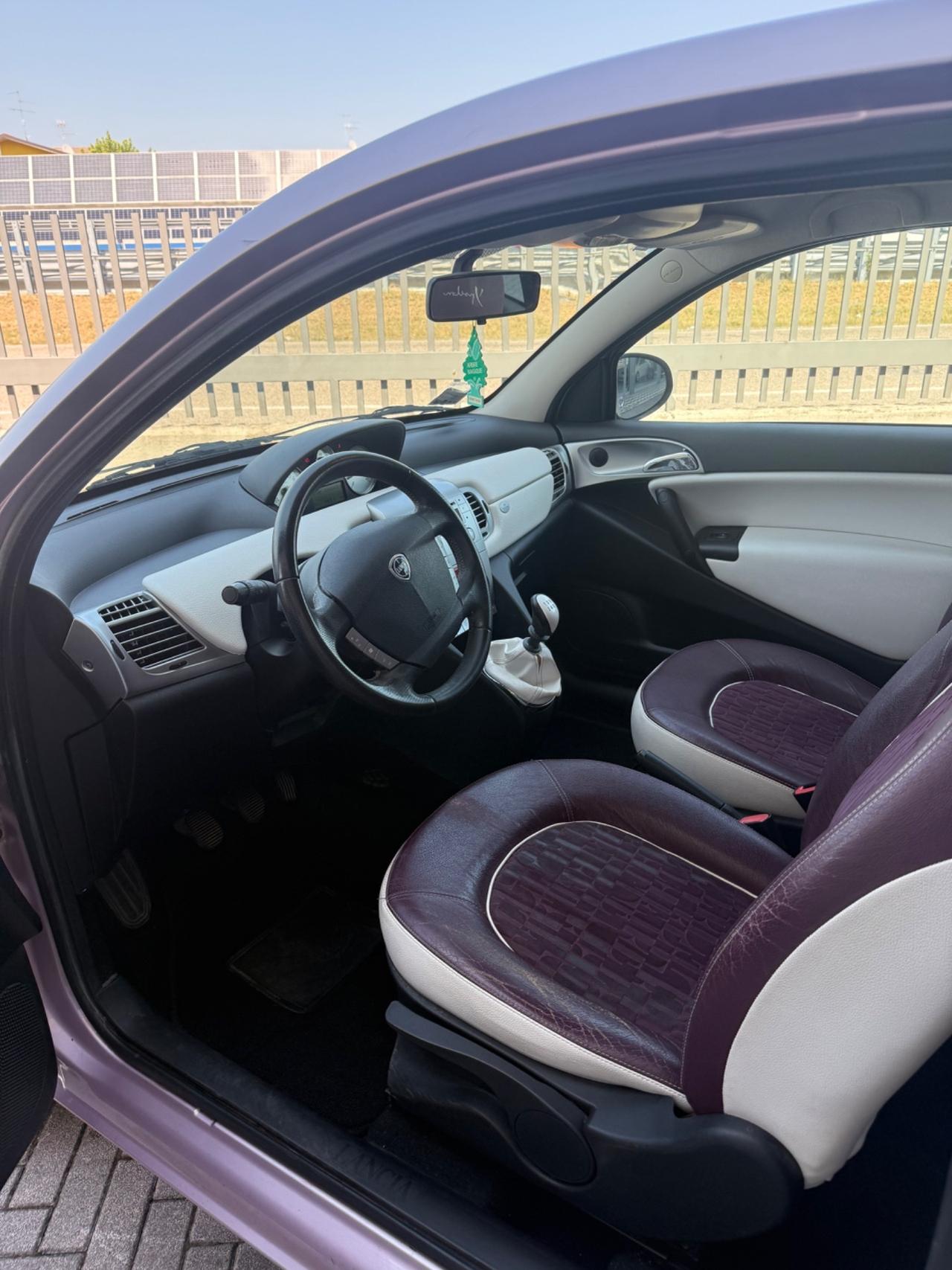 Lancia Ypsilon 1.2 Elle