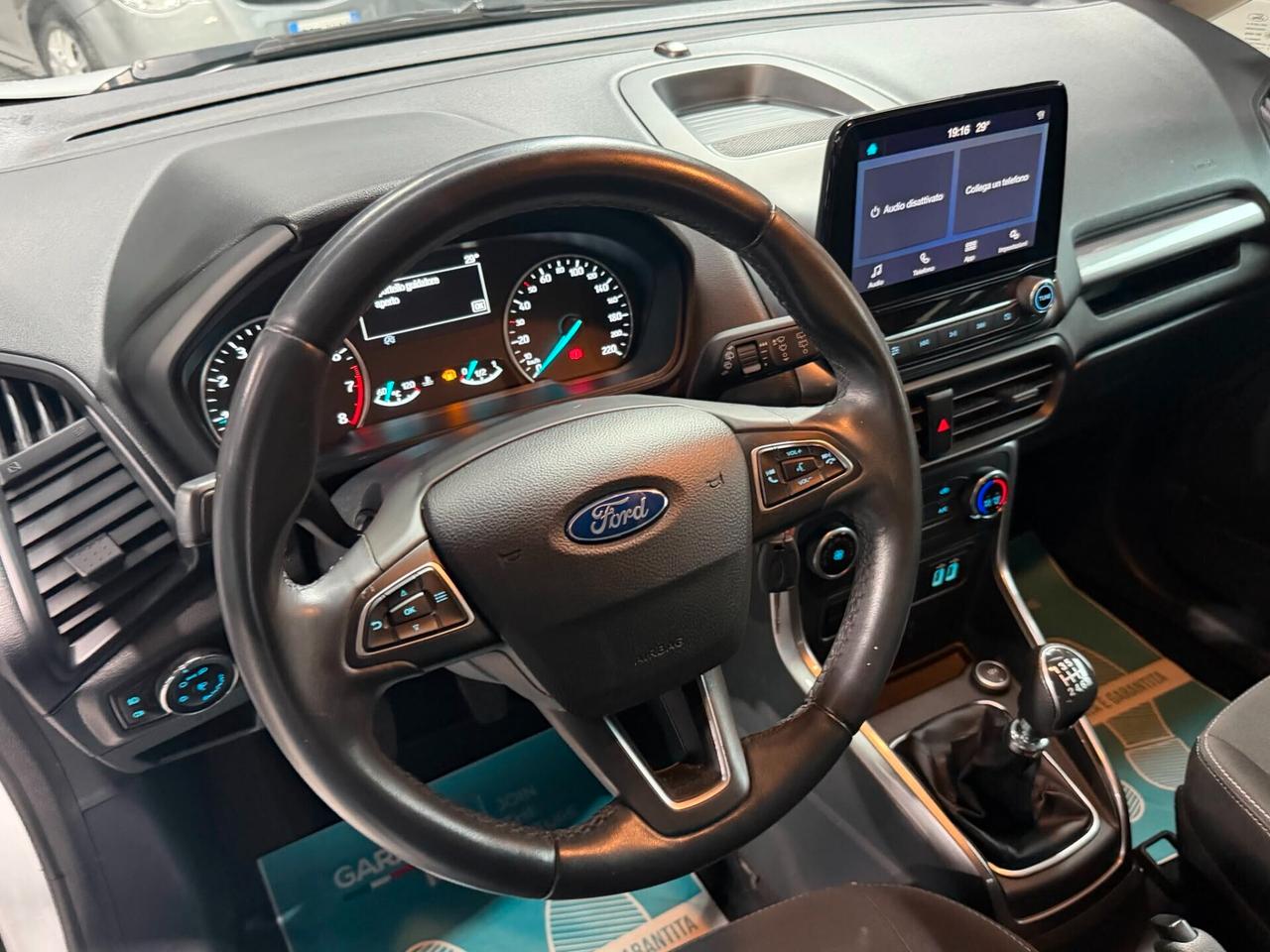Ford EcoSport Benzina Manuale titanium Neopatentati