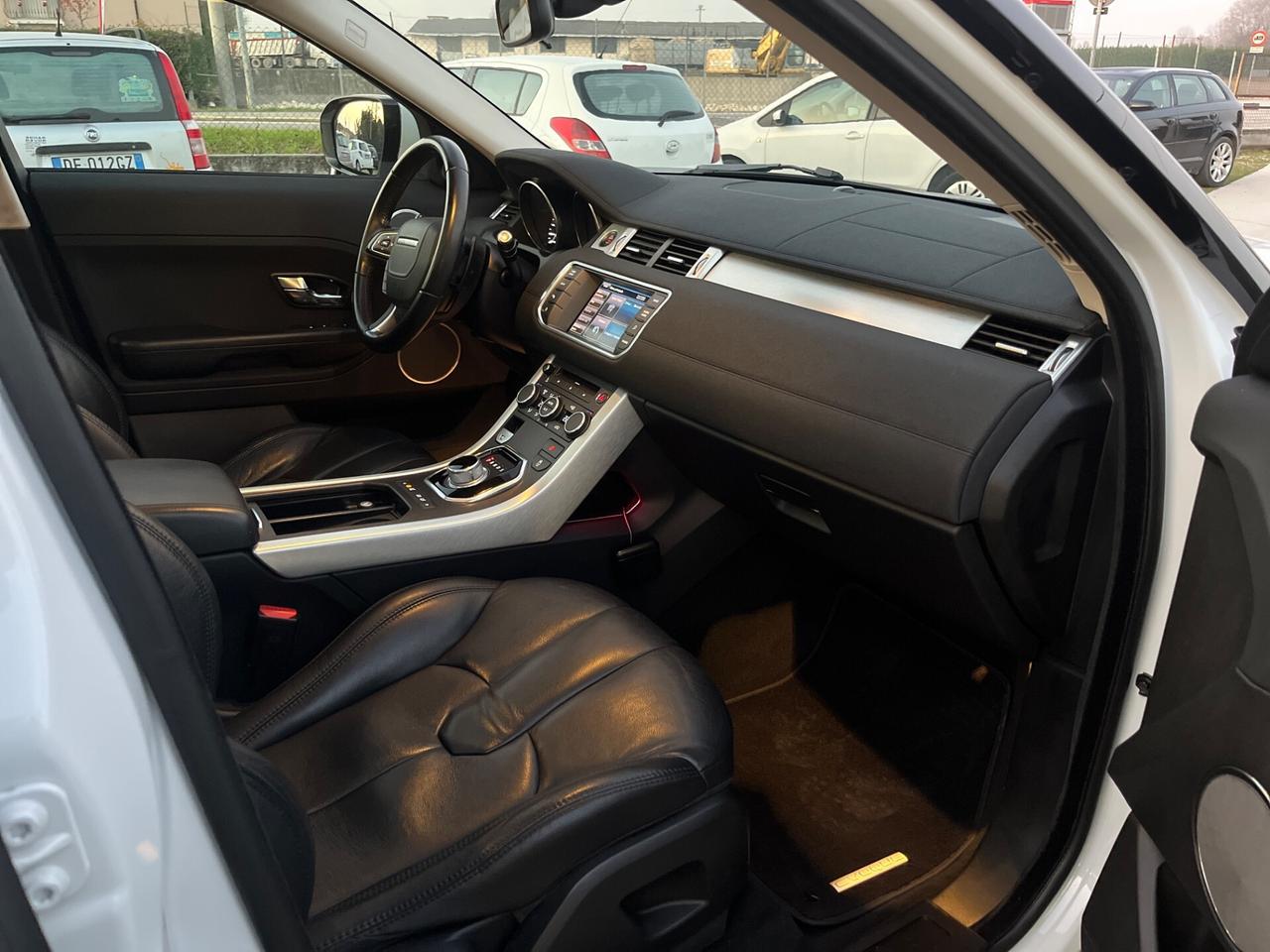 Land Rover Range Rover Evoque 2.2 TD4 5p. Prestige