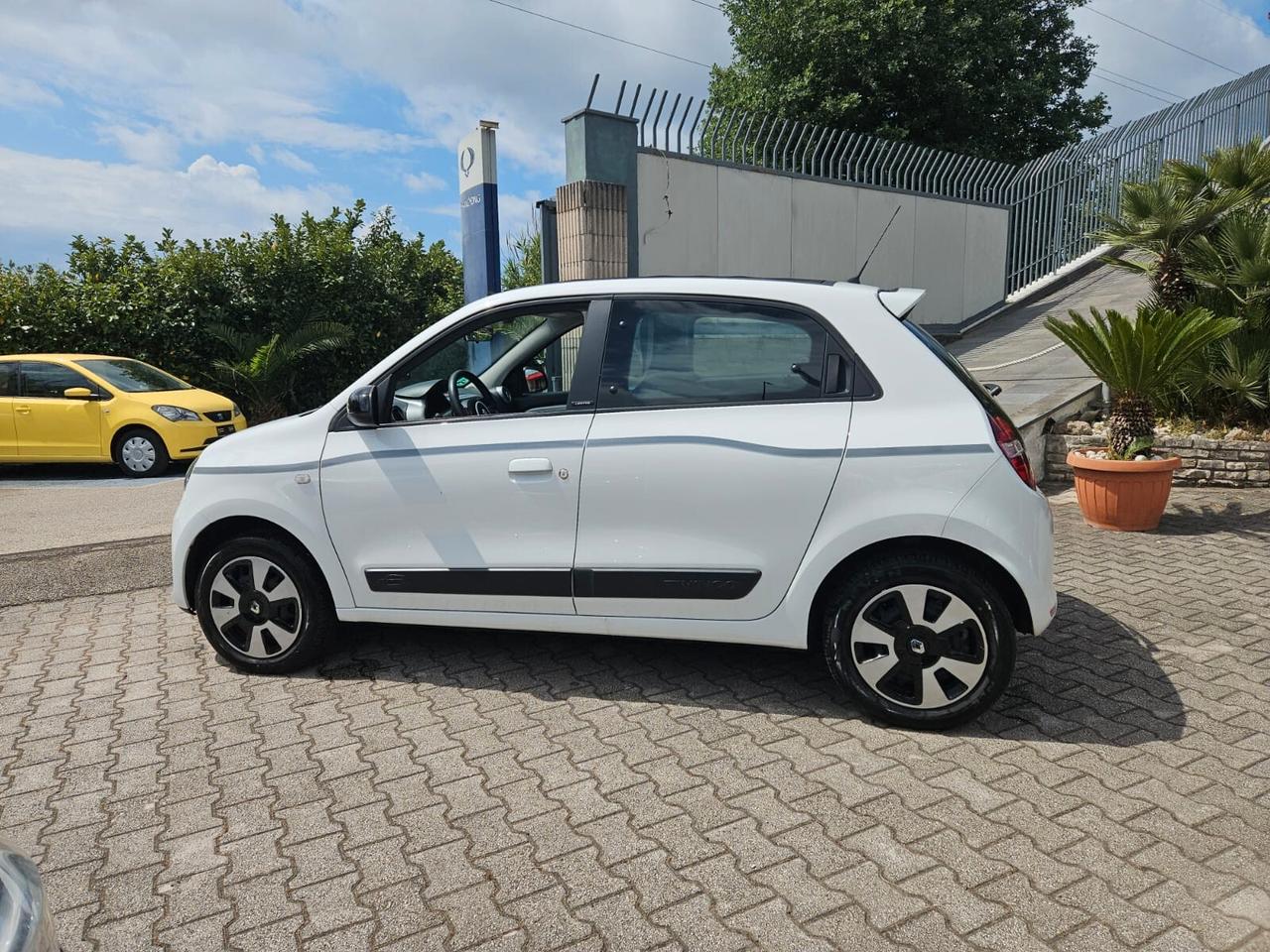 Renault Twingo SCe Limited