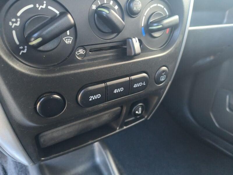 Suzuki Jimny Jimny 1.3i 16V cat 4WD JLX