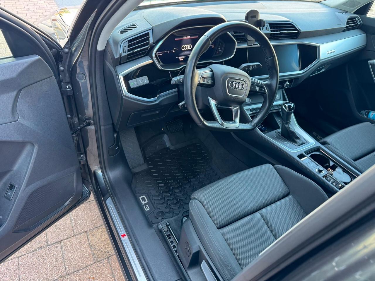 Audi Q3 SPORTBACK S LINE