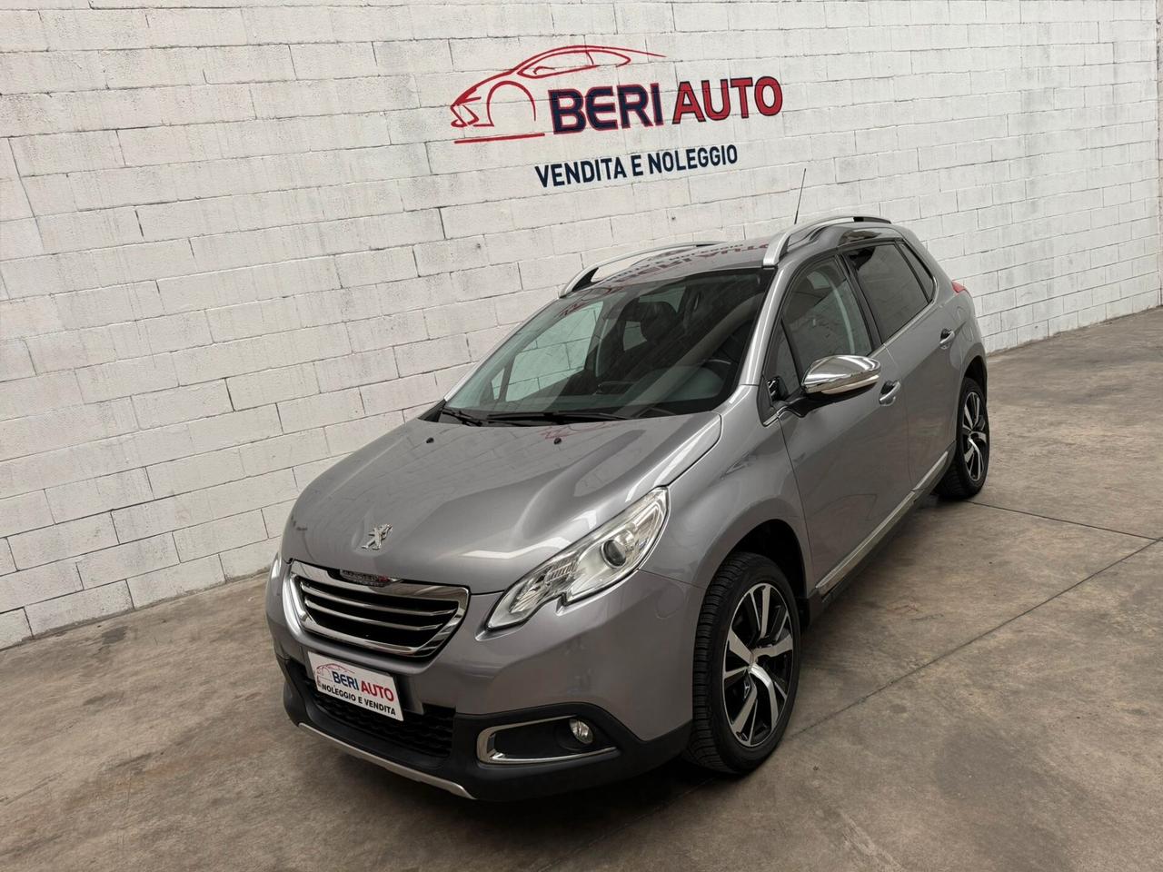 Peugeot 2008 cambio manuale