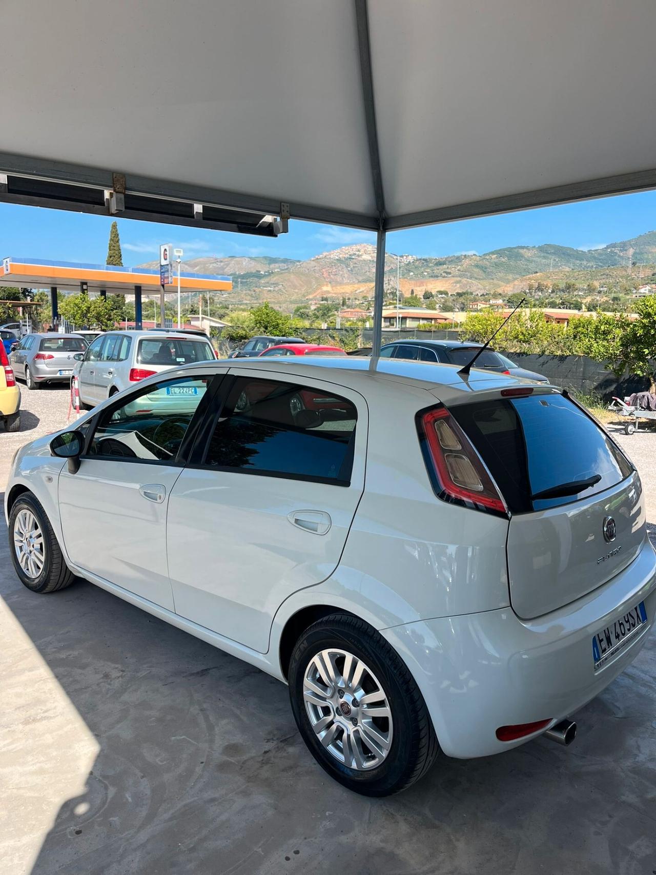 Fiat Punto 1.3 MJT II S&S 95 CV 5 porte Street