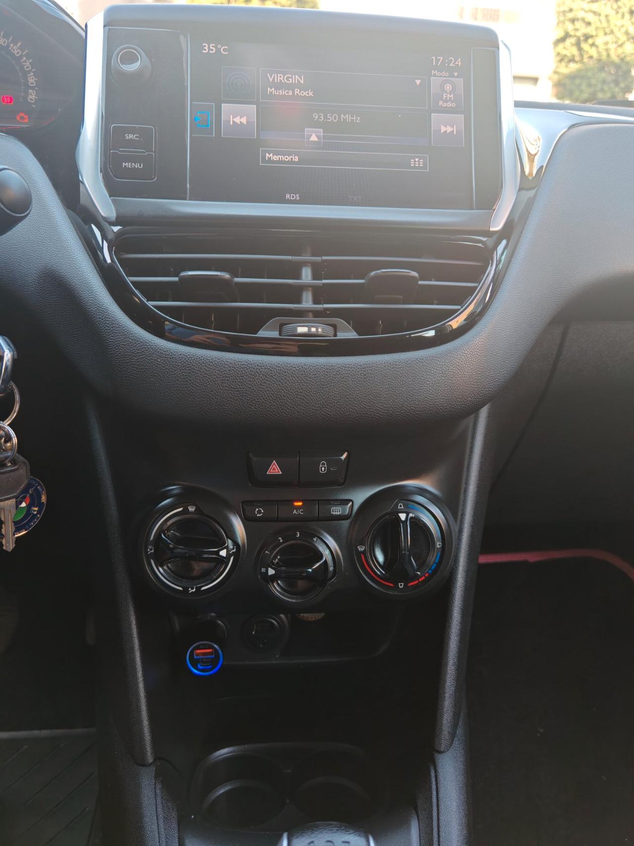 Peugeot 208 5 Porte 208 5p 1.2 puretech Active gpl 82cv