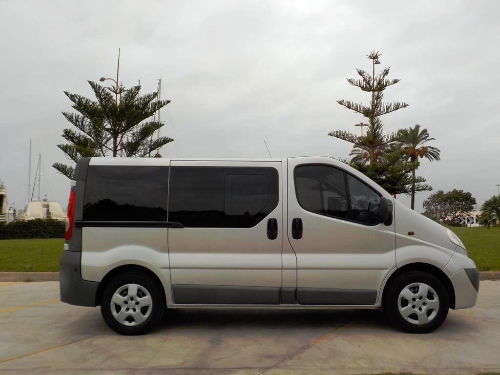Opel Vivaro 27 2.0 CDTI PC-TN Combi 9 posti