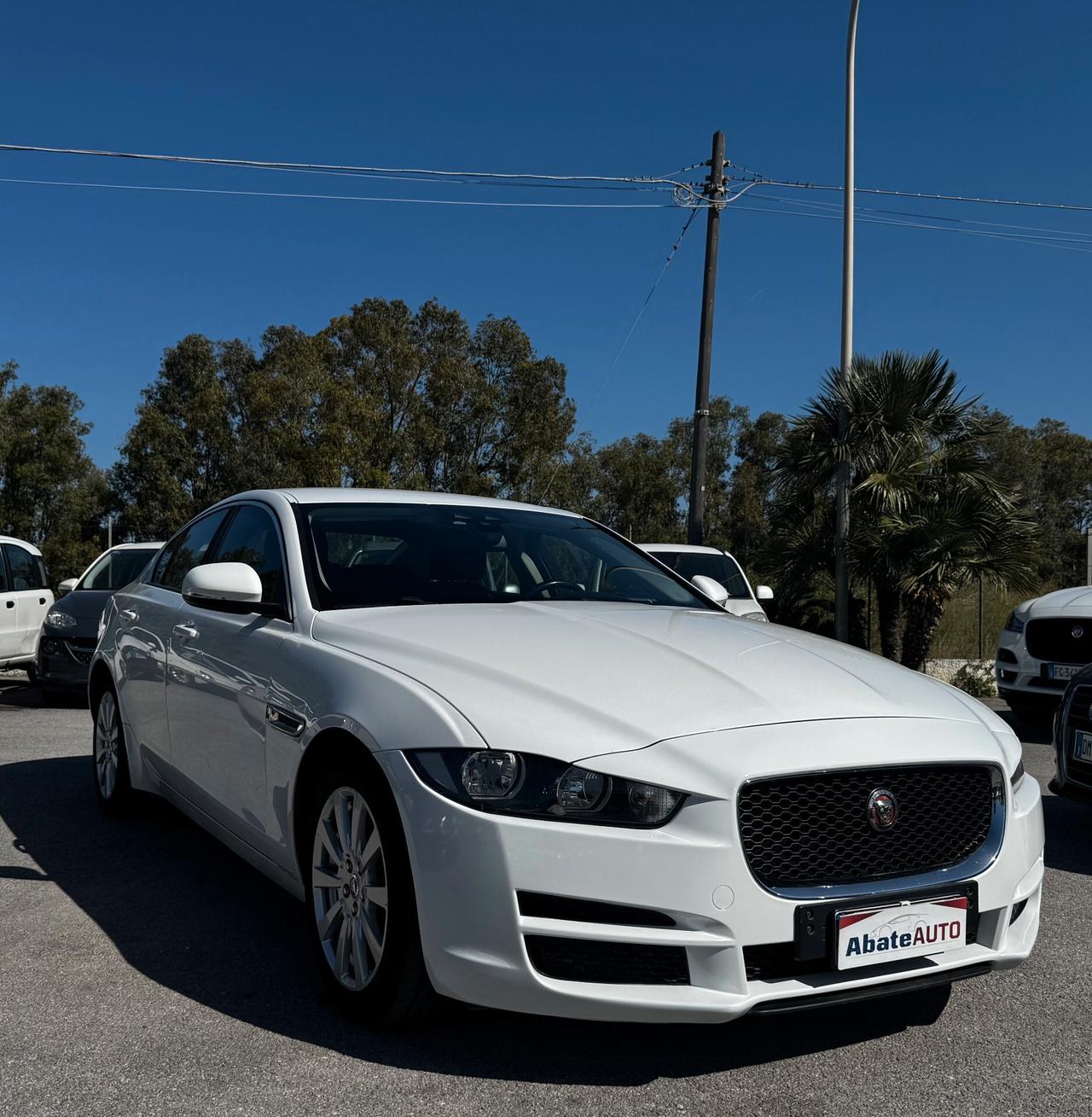 Jaguar XE 2.0 D Turbo Prestige