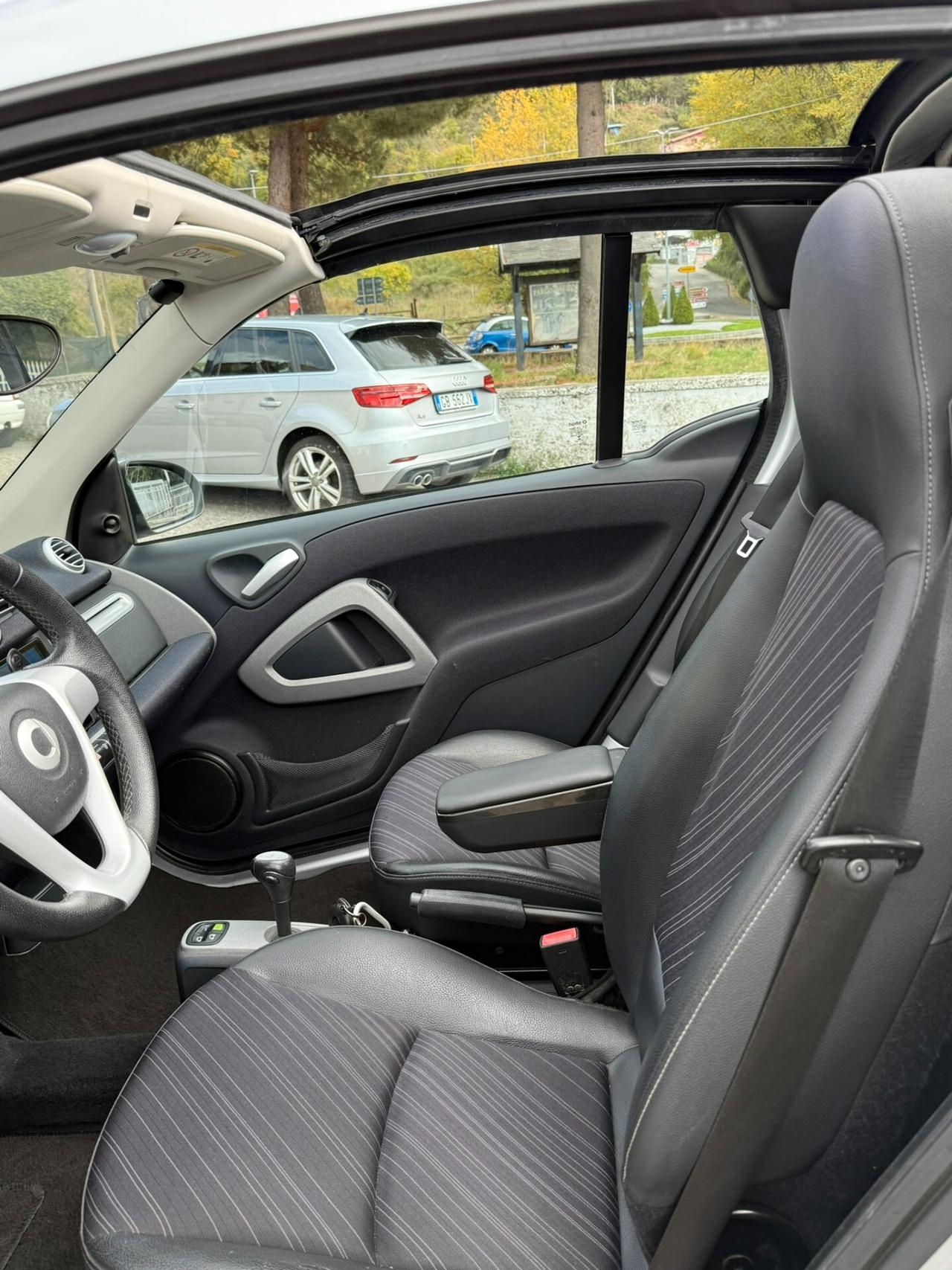 Smart ForTwo 1000 52 kW MHD cabrio passion