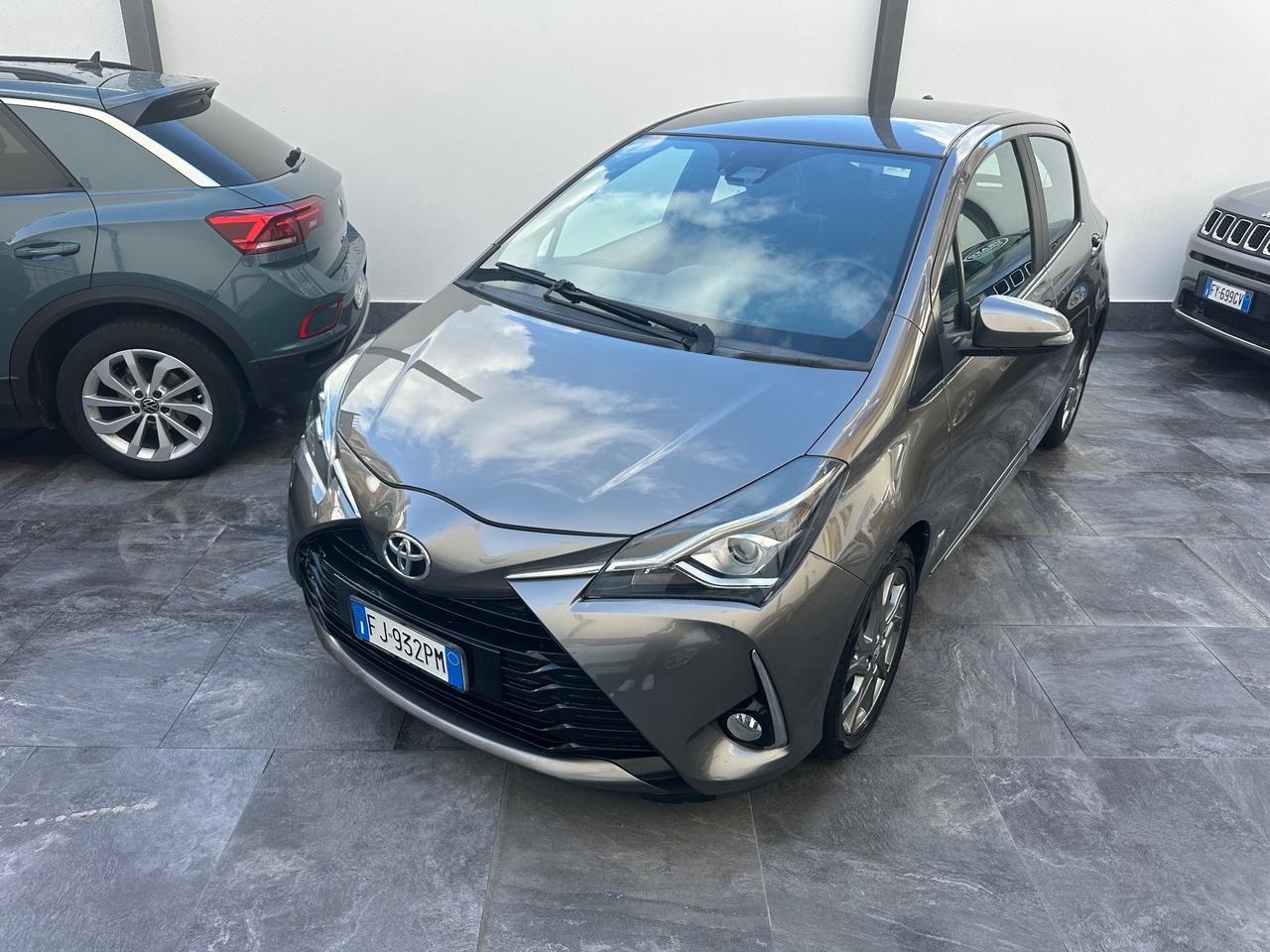 Toyota Yaris 1.0 5 porte Lounge