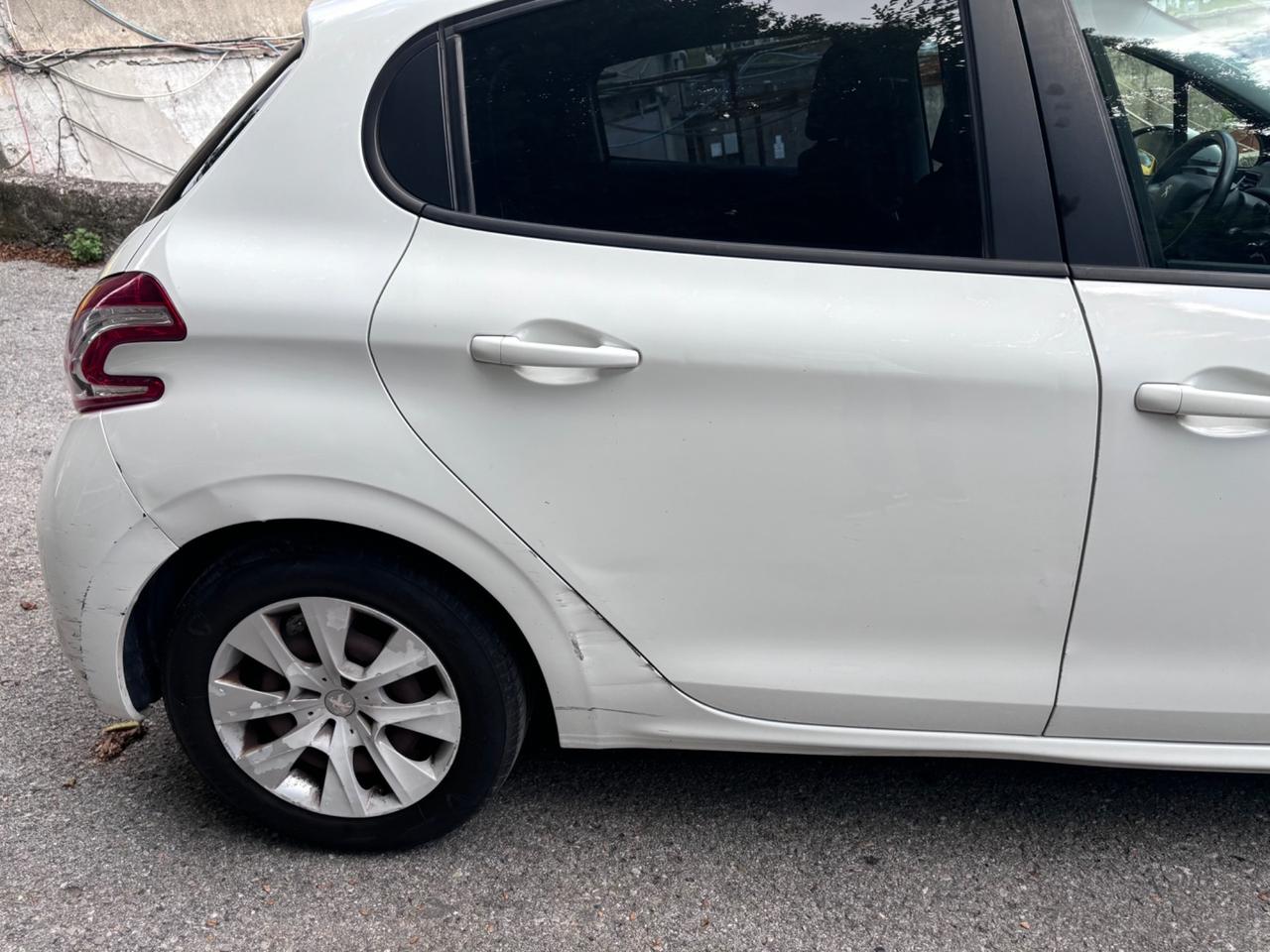 Peugeot 208 1.2 VTi 82 CV 5 porte Access