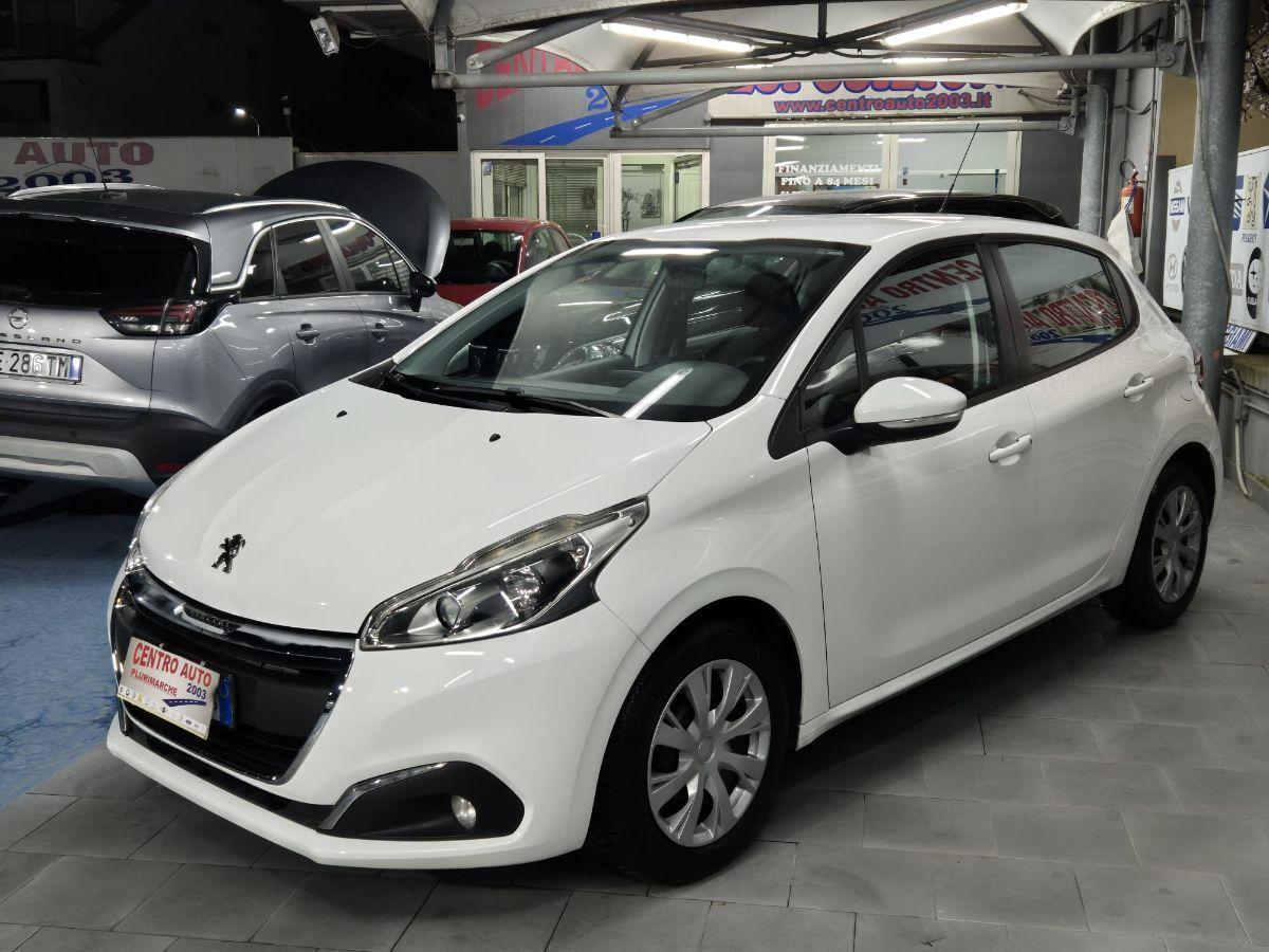PEUGEOT - 208 - BlueHDi 75 S&S 5p. Active