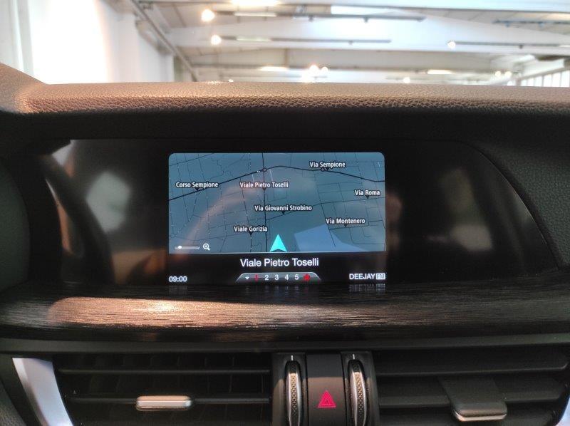 ALFA ROMEO Stelvio - Stelvio 2.2 Turbodiesel 190 CV AT8 Q4 Business