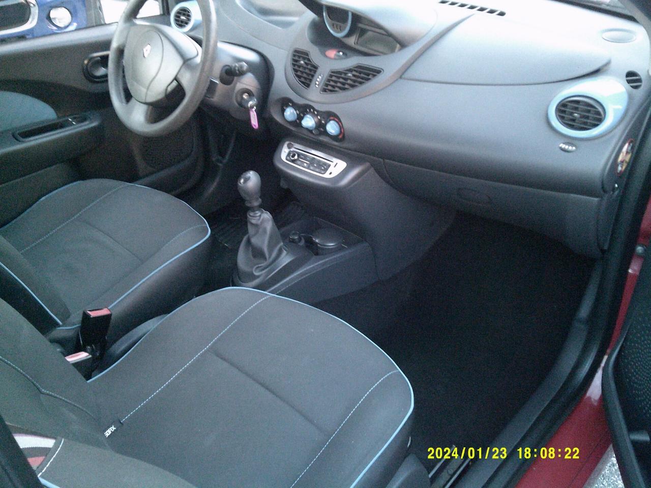 Renault Twingo 1.2 16V BVR Live