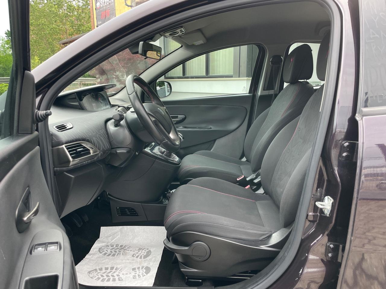 Lancia Ypsilon 1.2 69 CV 5 porte GPL Ecochic Elefantino