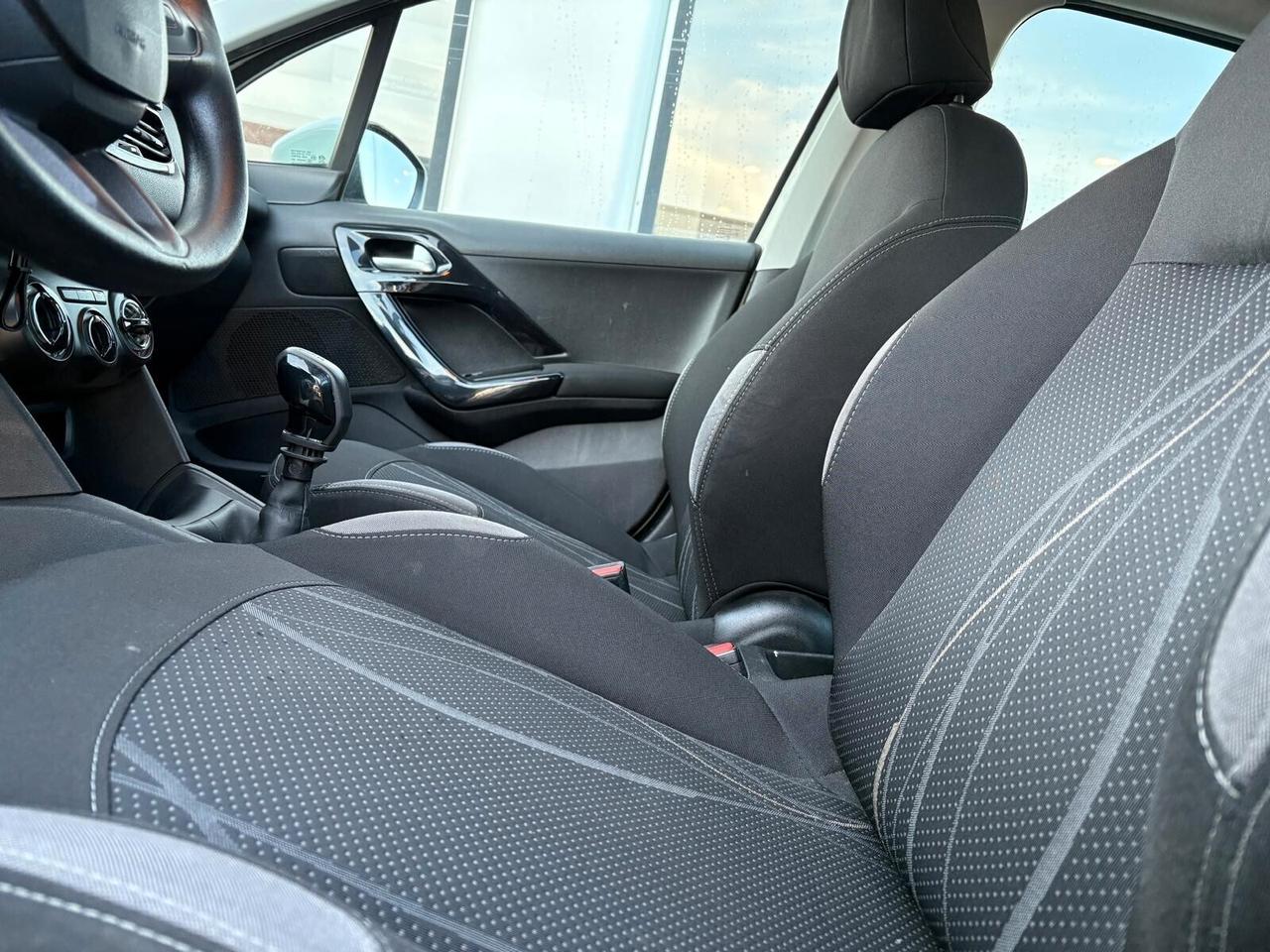 Peugeot 208 ACTIVE 1.4 HDi 68 CV 5 porte