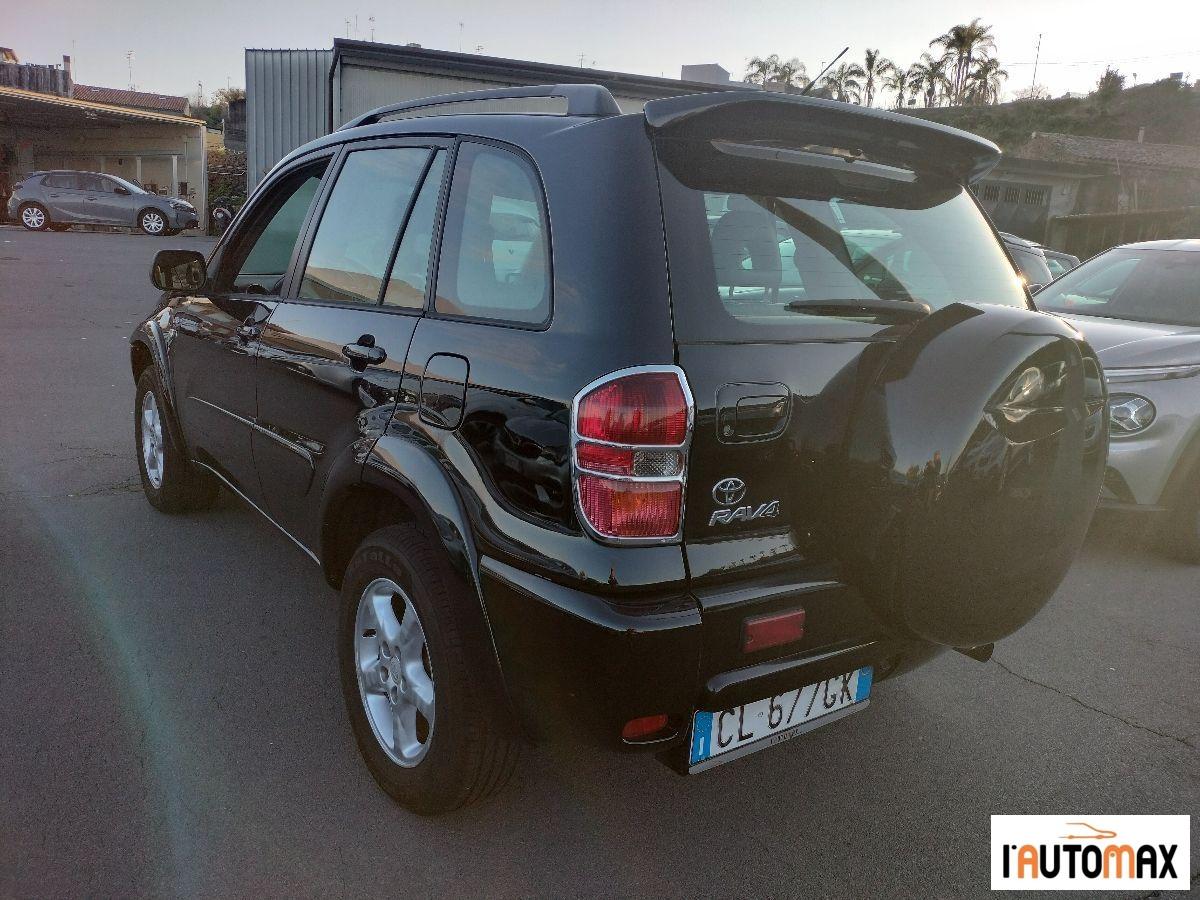 TOYOTA RAV4 2.0 d-4d 16v 5p