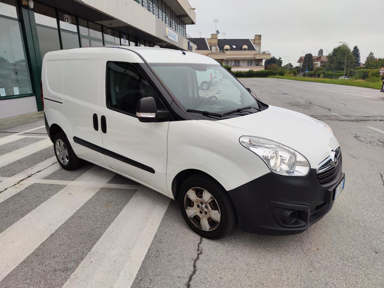 Opel Combo 1.6 CDTI 105CV PC-TA Van (750kg) E6