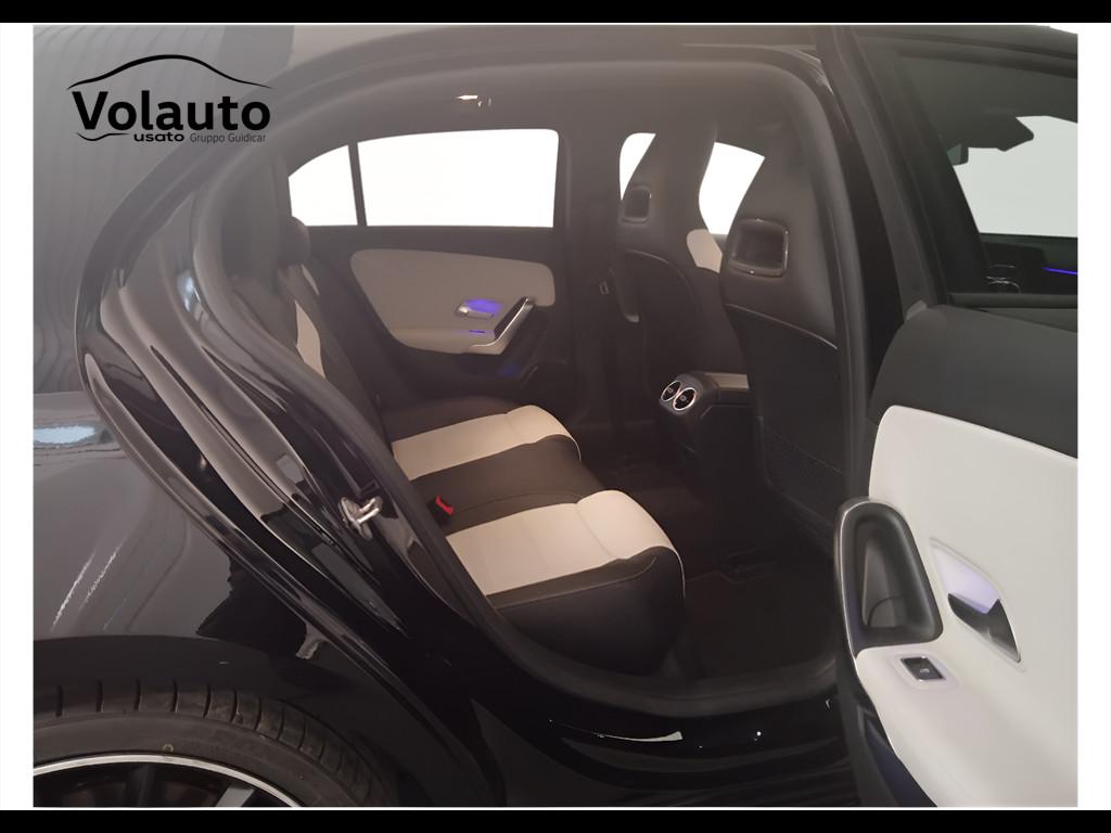 Mercedes-Benz Classe A - W177 2018 - A AMG 35 4matic auto