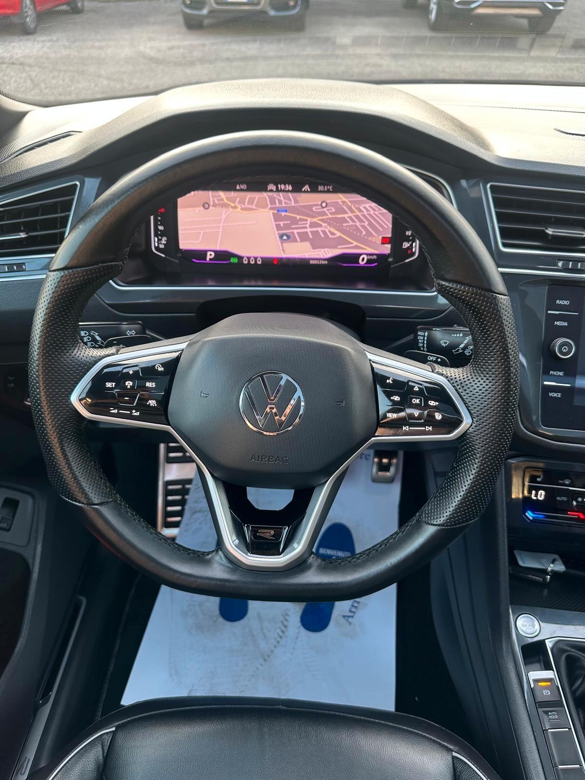 Volkswagen Tiguan 2.0 TDI 200 CV SCR DSG 4MOTION R-Line TETTO APRIBILE SEDILI IN PELLE TOTALE