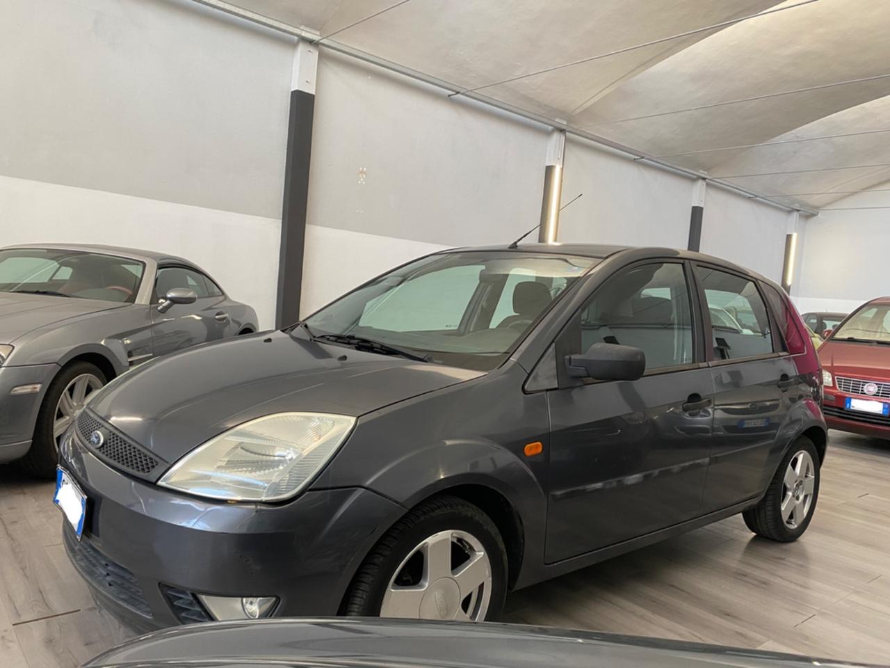 Ford Fiesta 1.2 16V 5p. Ghia