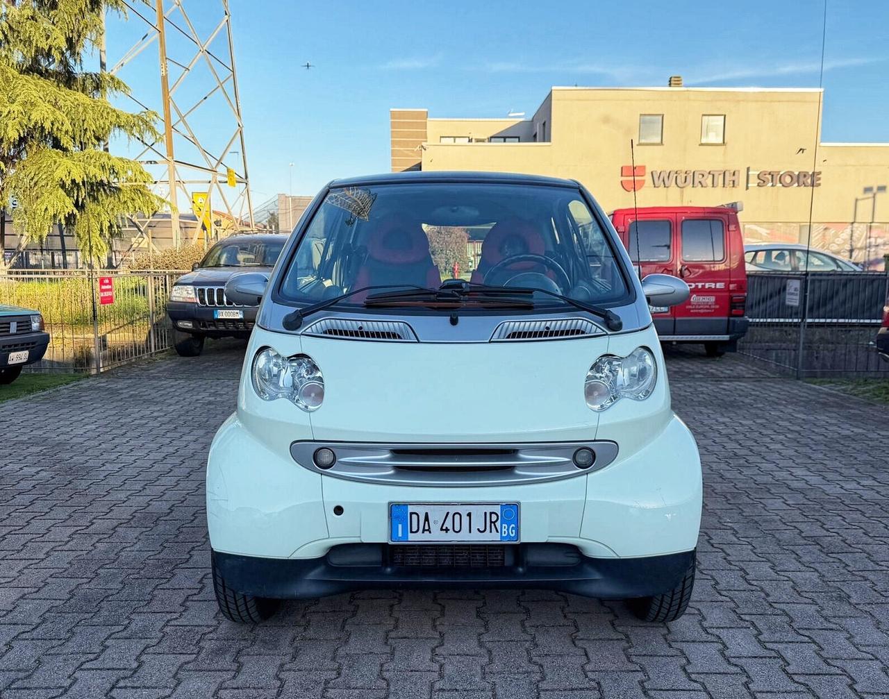 Smart ForTwo 700 coupé pure (45 kW) OK NEOPATENTATI