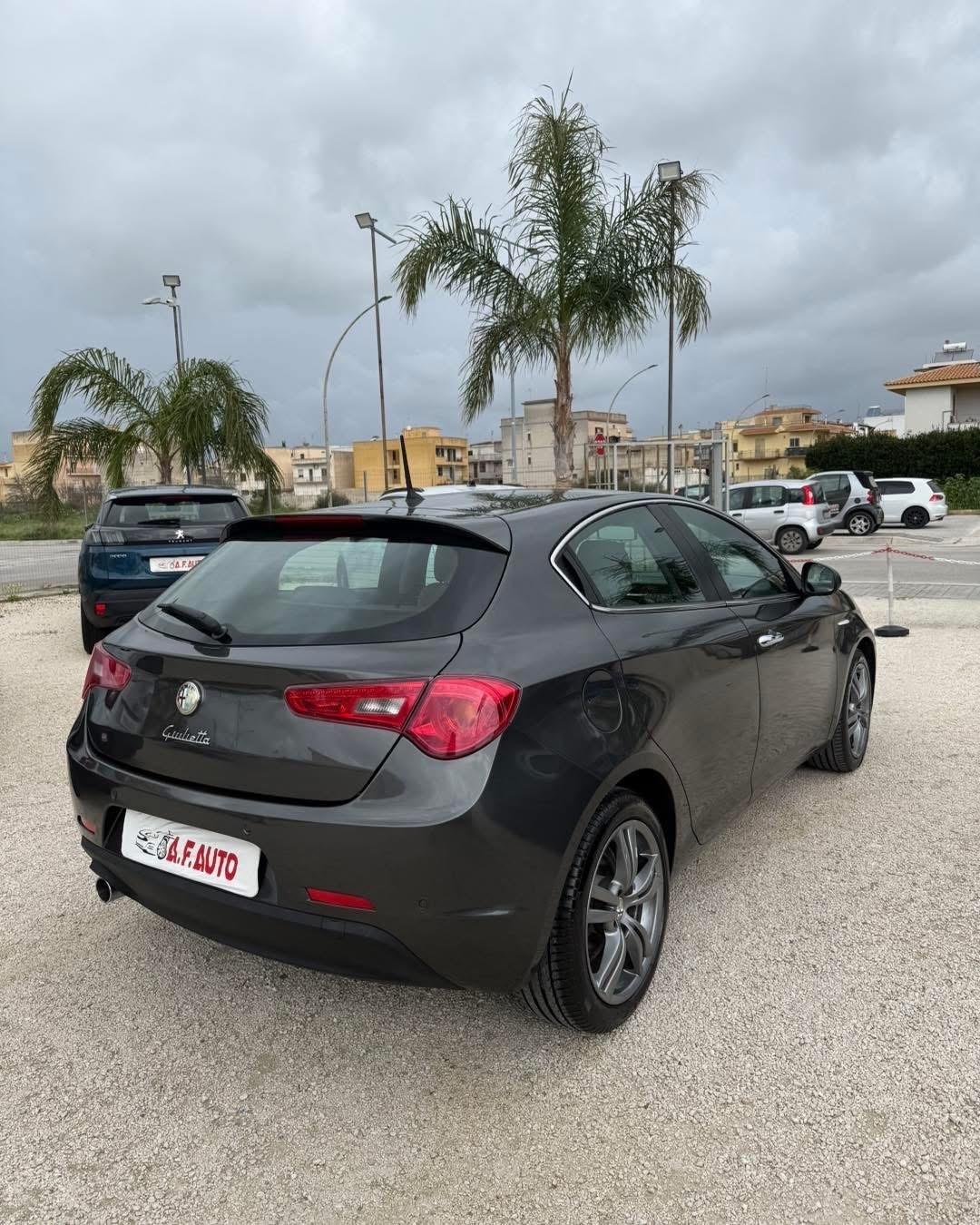 Alfa Romeo Giulietta 1.6 JTDm-2 105 CV Distinctive