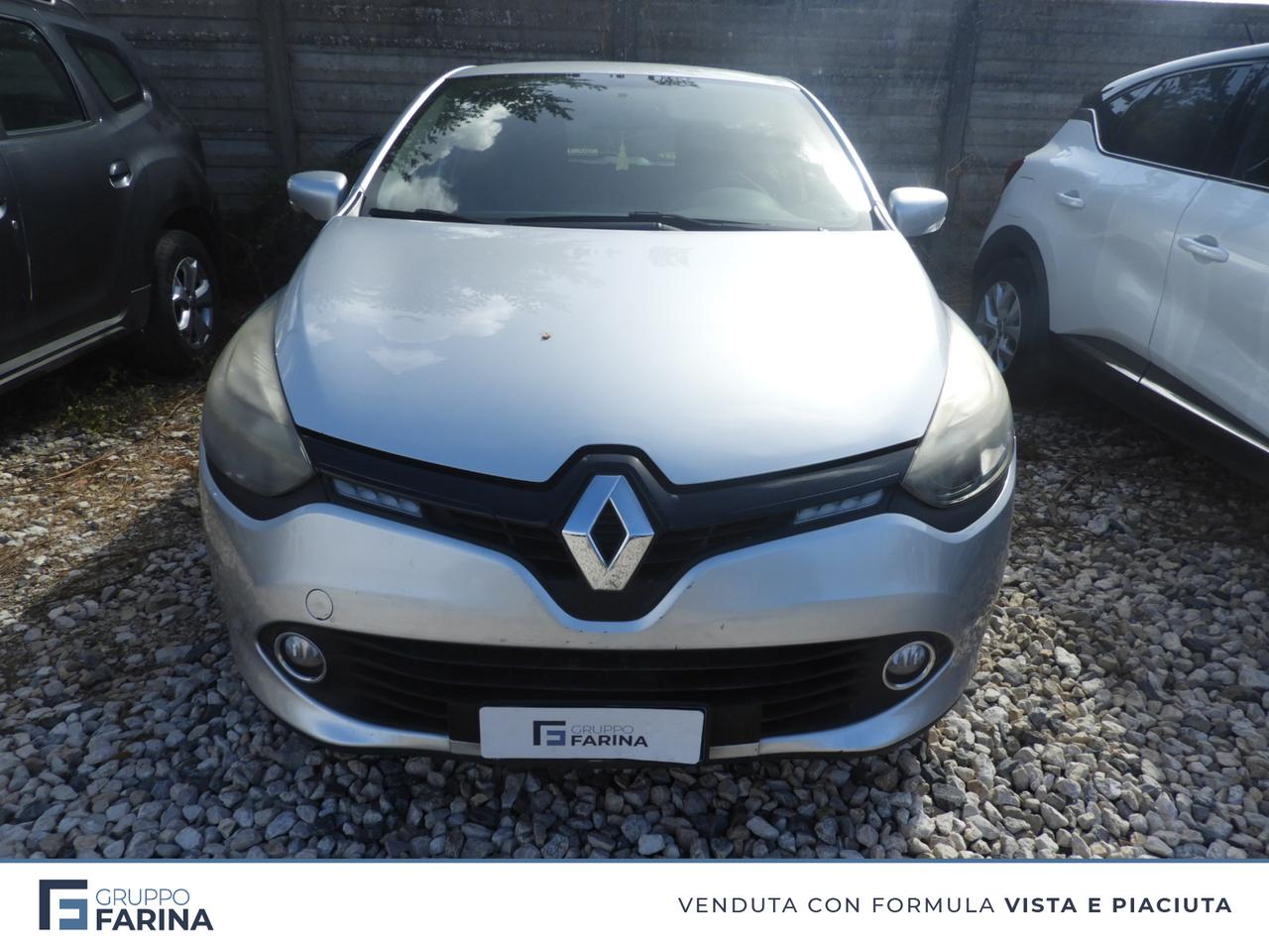 RENAULT Clio IV 2012 - Clio 5p 1.2 Costume National 75cv