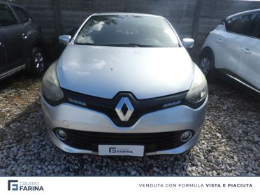 RENAULT Clio IV 2012 - Clio 5p 1.2 Costume National 75cv