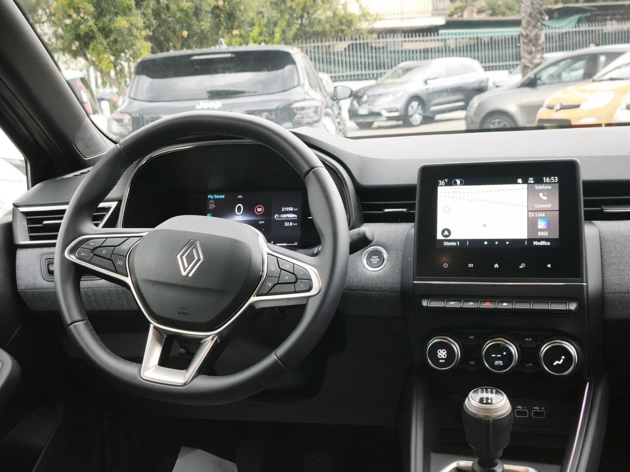 RENAULT CLIO TCE 90CV TECHNO+