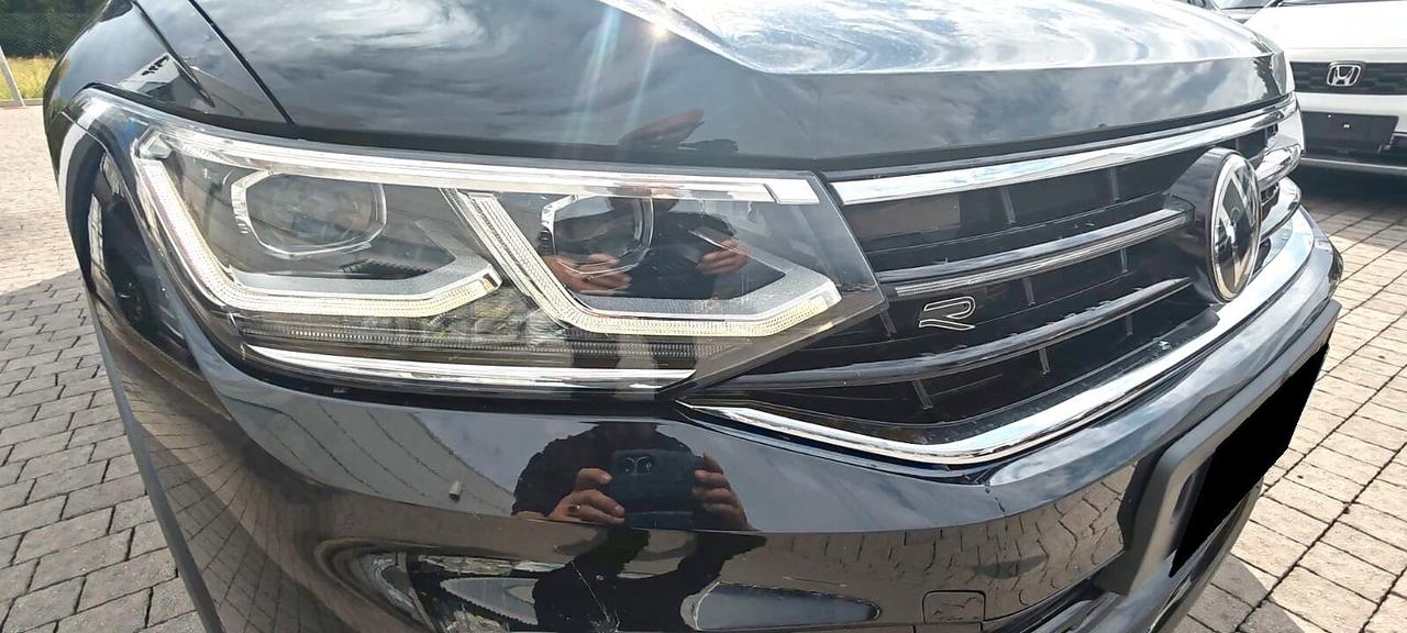 Volkswagen Tiguan 2.0 TDI 200 CV SCR DSG 4MOTION R-Line