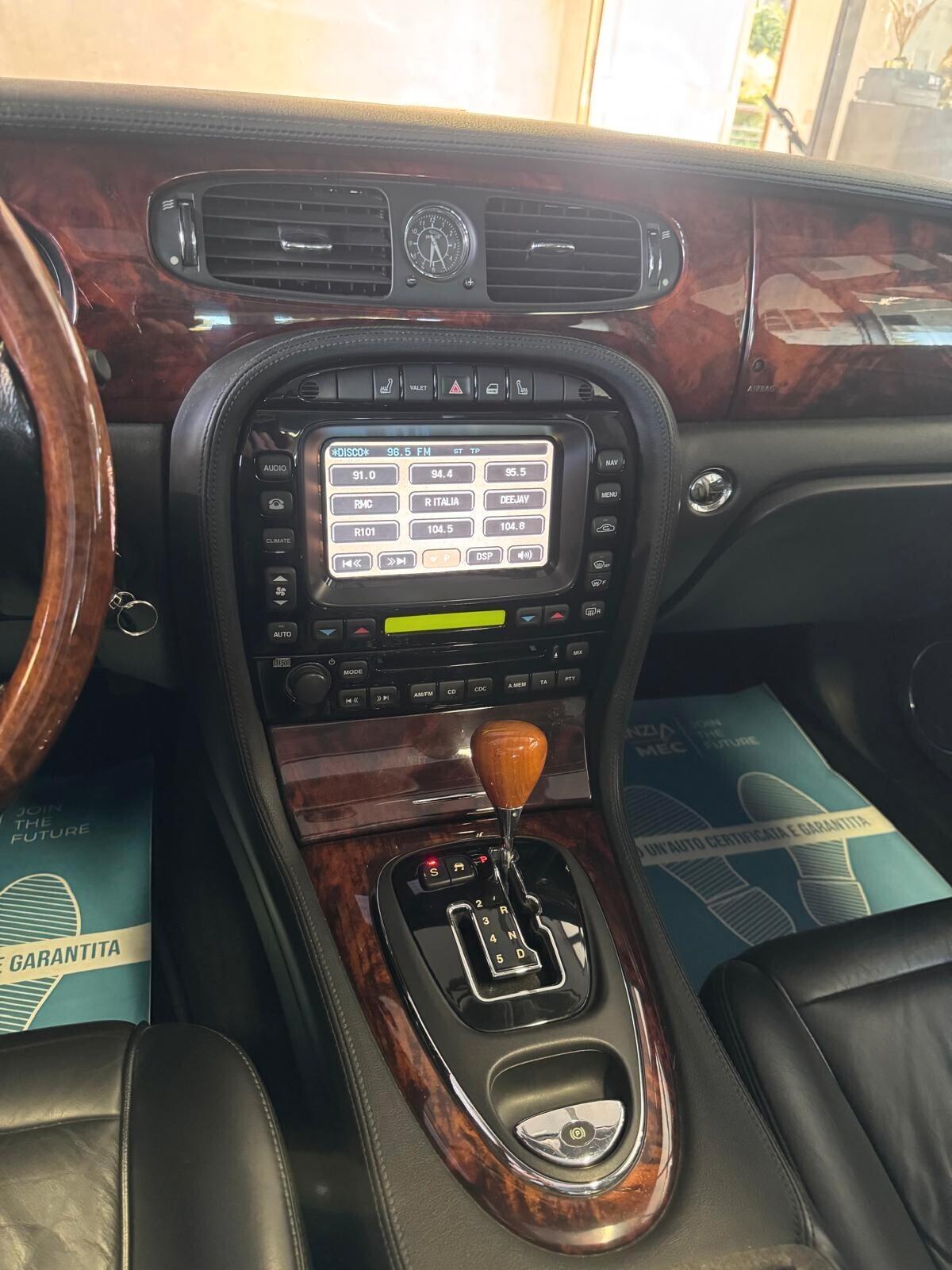 Jaguar XJR Iscritta ASI+4.2 SuperCharged+Tetto+TV+Alpiine