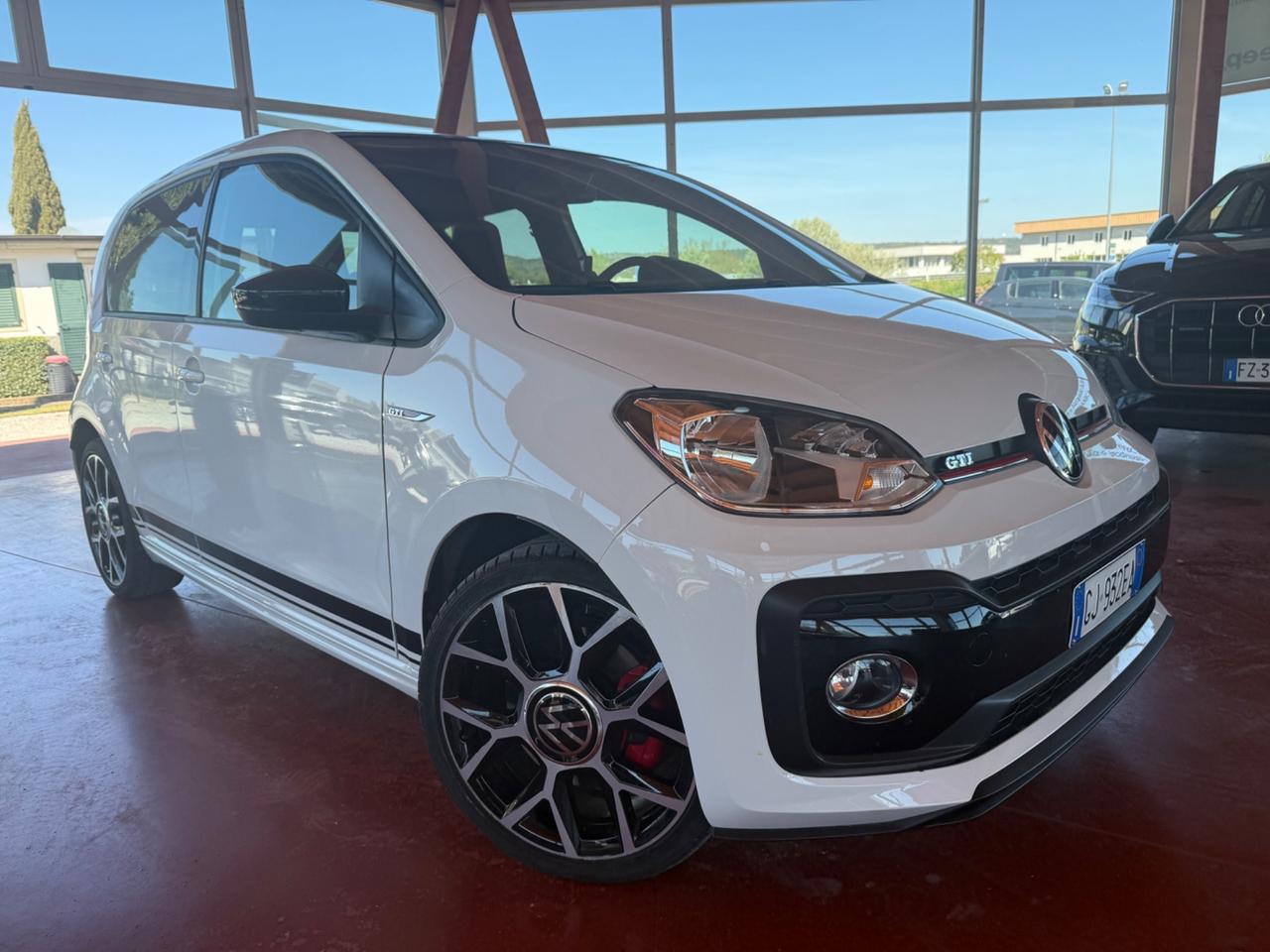 Volkswagen up! 1.0 GTI - PERFETTA
