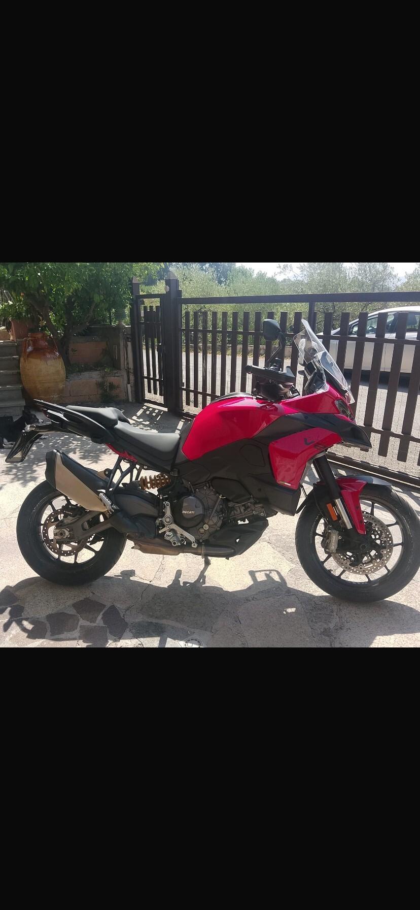Ducati Multistrada V2