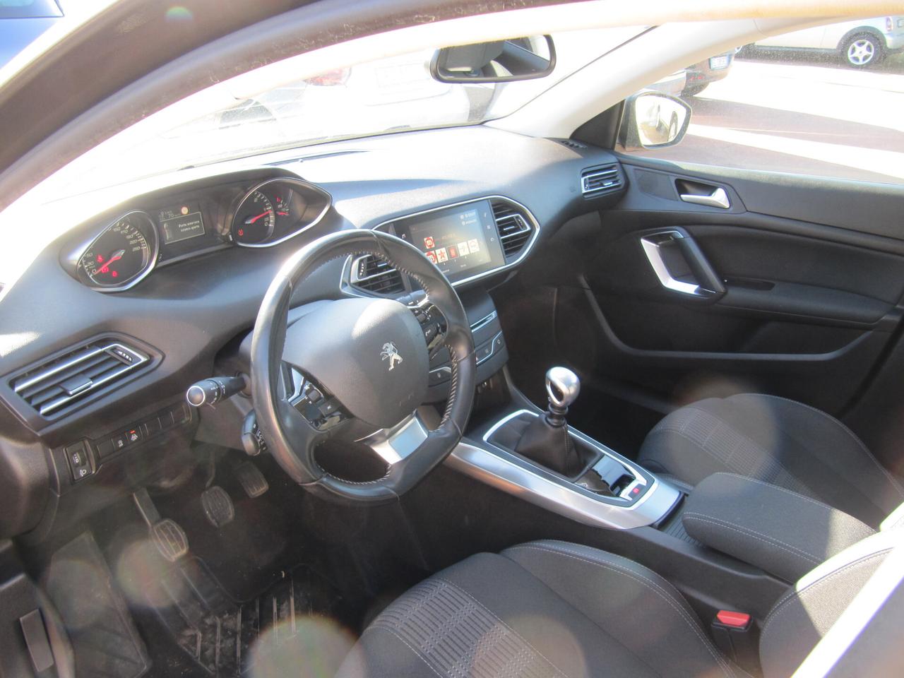 Peugeot 308 BlueHDi 130 S&S SW Allure - TETTO PANORAMICO