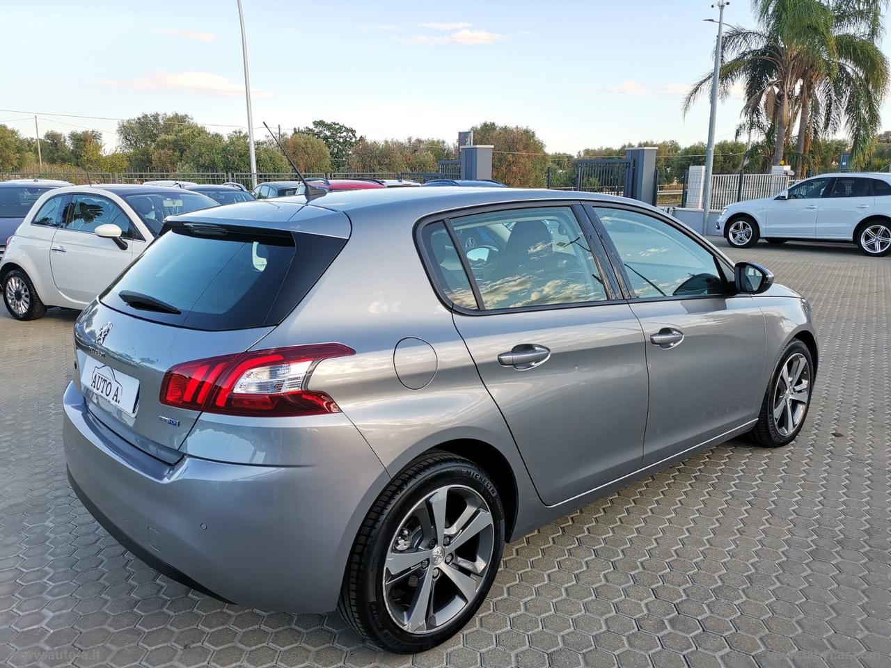 PEUGEOT 308 BlueHDi 120 S&S Business