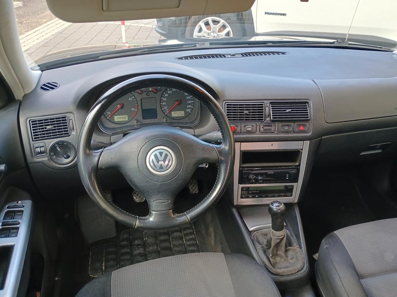 Volkswagen Golf 1.9 TDI/101 CV cat 3p. Time