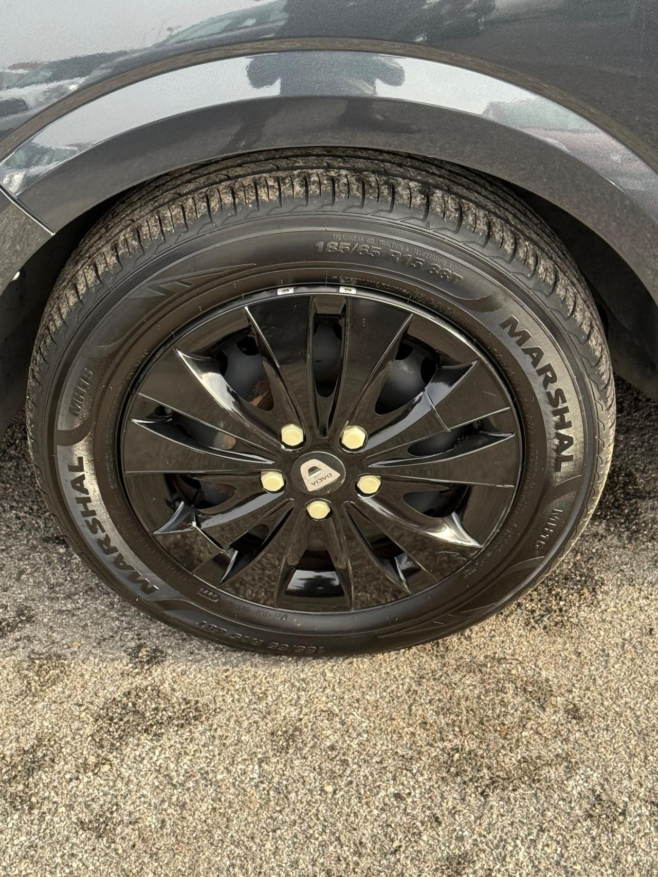 Sandero Streetway 1.0 65 CV-unipro-B-color-rate