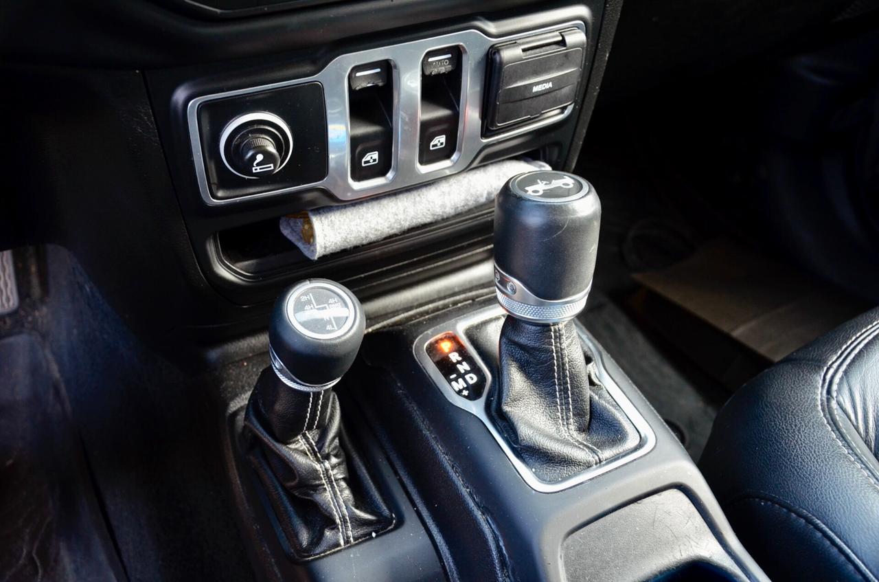 JEEP WRANGLER SAHARA 2.2 MJT 200cv AT8, UFF ITALIANA, SERVICE CON FATTURE, EURO 6D, FARI LED, KEYLESS, NAVI, RETROCAMERA, PERMUTE