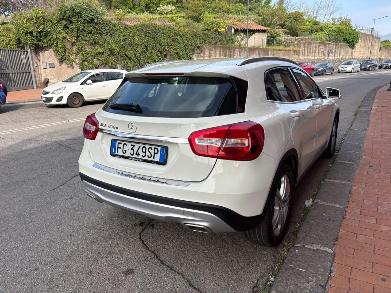 Mercedes-benz GLA 200 d Automatic Sport 2016