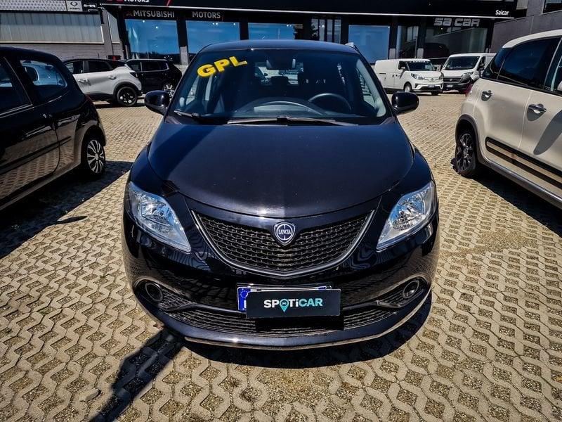 Lancia Ypsilon III 2015 5 Porte 1.2 Ecochic 69cv Silver