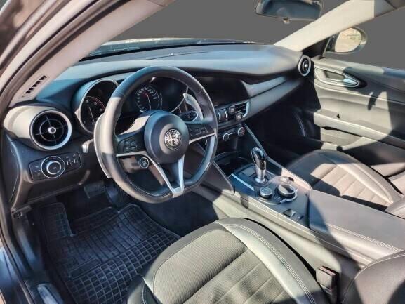 Alfa Romeo Giulia 2.2 t Super 150cv auto