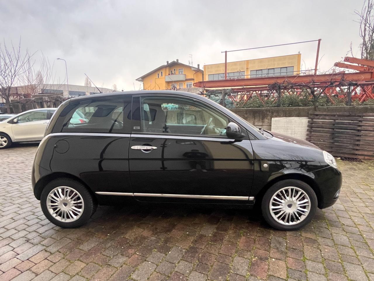 Lancia Ypsilon 1.2 Diva