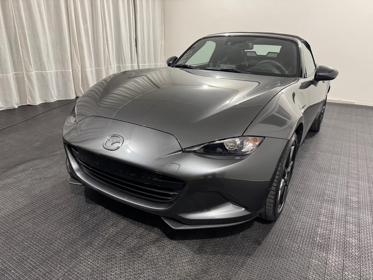 Mazda MX-5 2.0L Skyactiv-G Sport RECARO!!