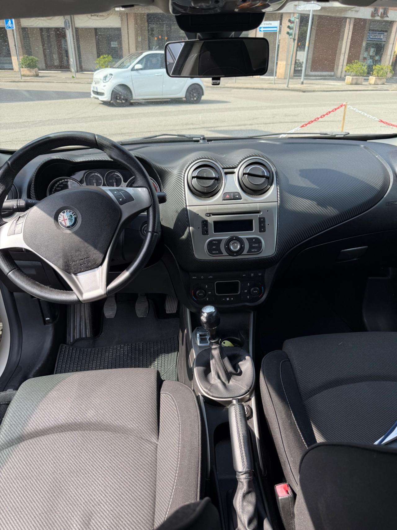 Alfa Romeo MiTo 1.3 JTDm-2 95 CV S&S Distinctive