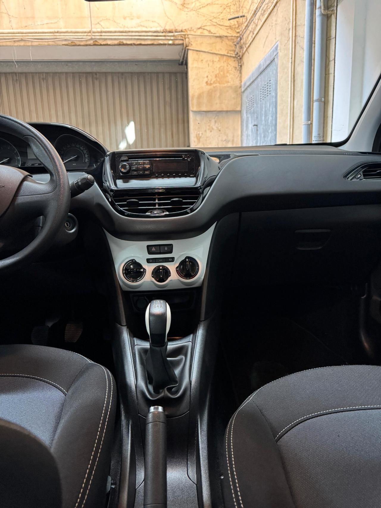 Peugeot 208 1.0 Like Neopatentati – Km Certificati – Garanzia 12 Mesi