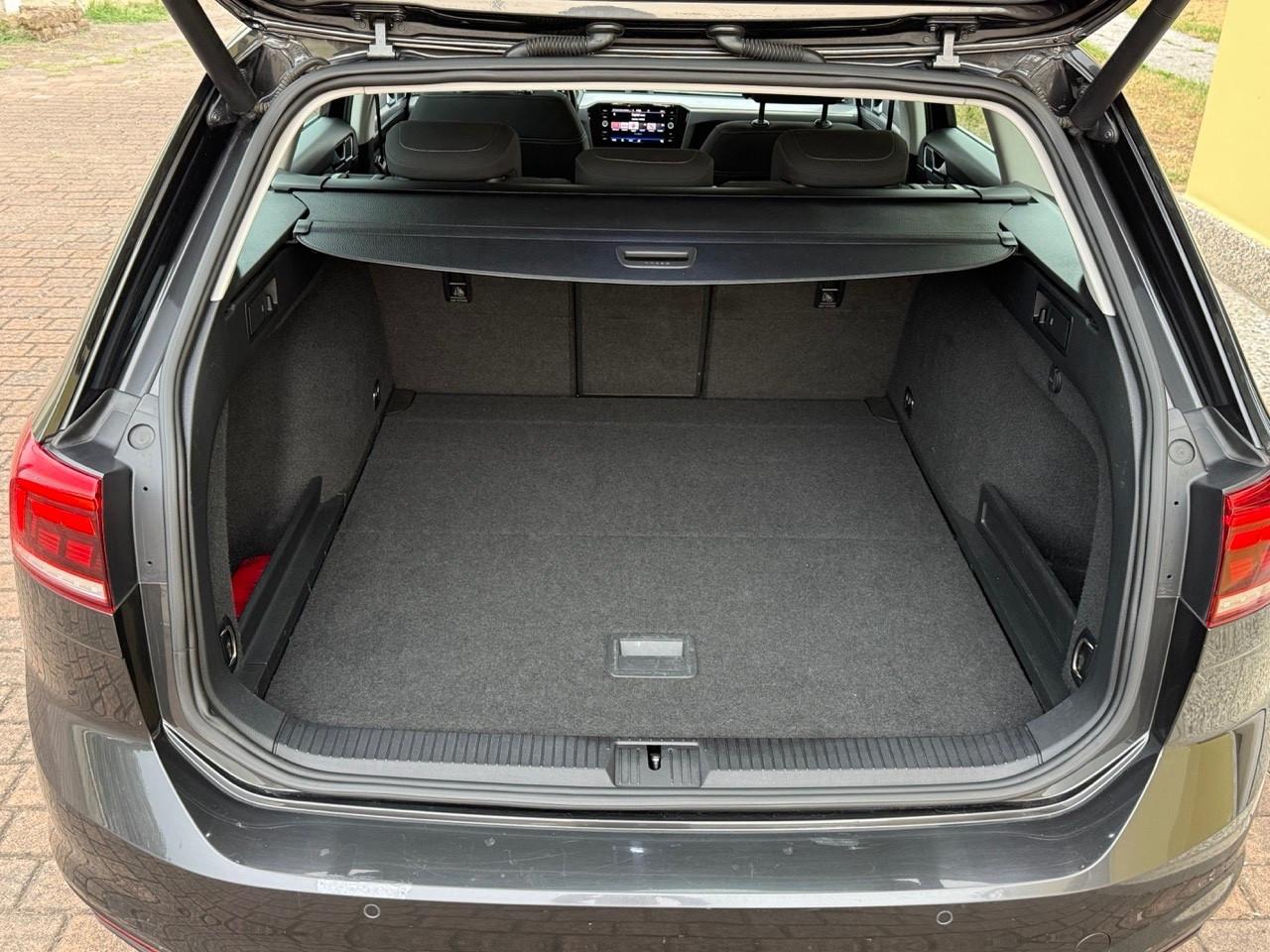VW PASSAT 2.0D 150CV EVO DSG KEYLESS/CAMERA
